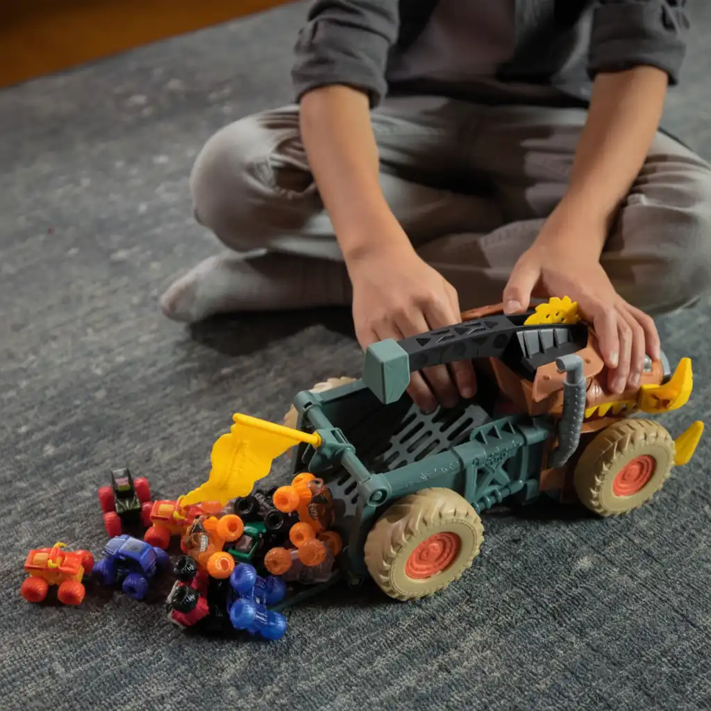 Erweitere deine Sammlung mit weiteren kompatiblen Mini Jams Trucks.