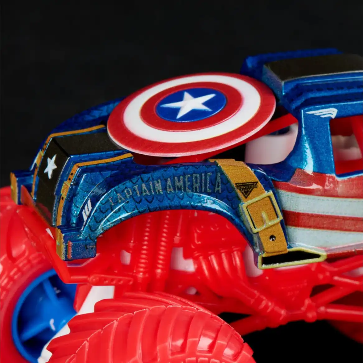 Erweitere deine Sammlung um ein einzigartiges Set von fünf Marvel-Trucks.