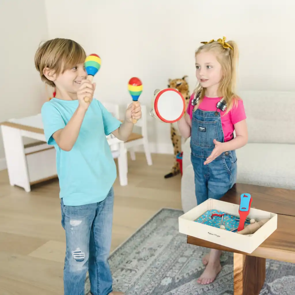 Detailreich verarbeitete Holzinstrumente für das perfekte musikalische Erlebnis Ihrer Kinder.
