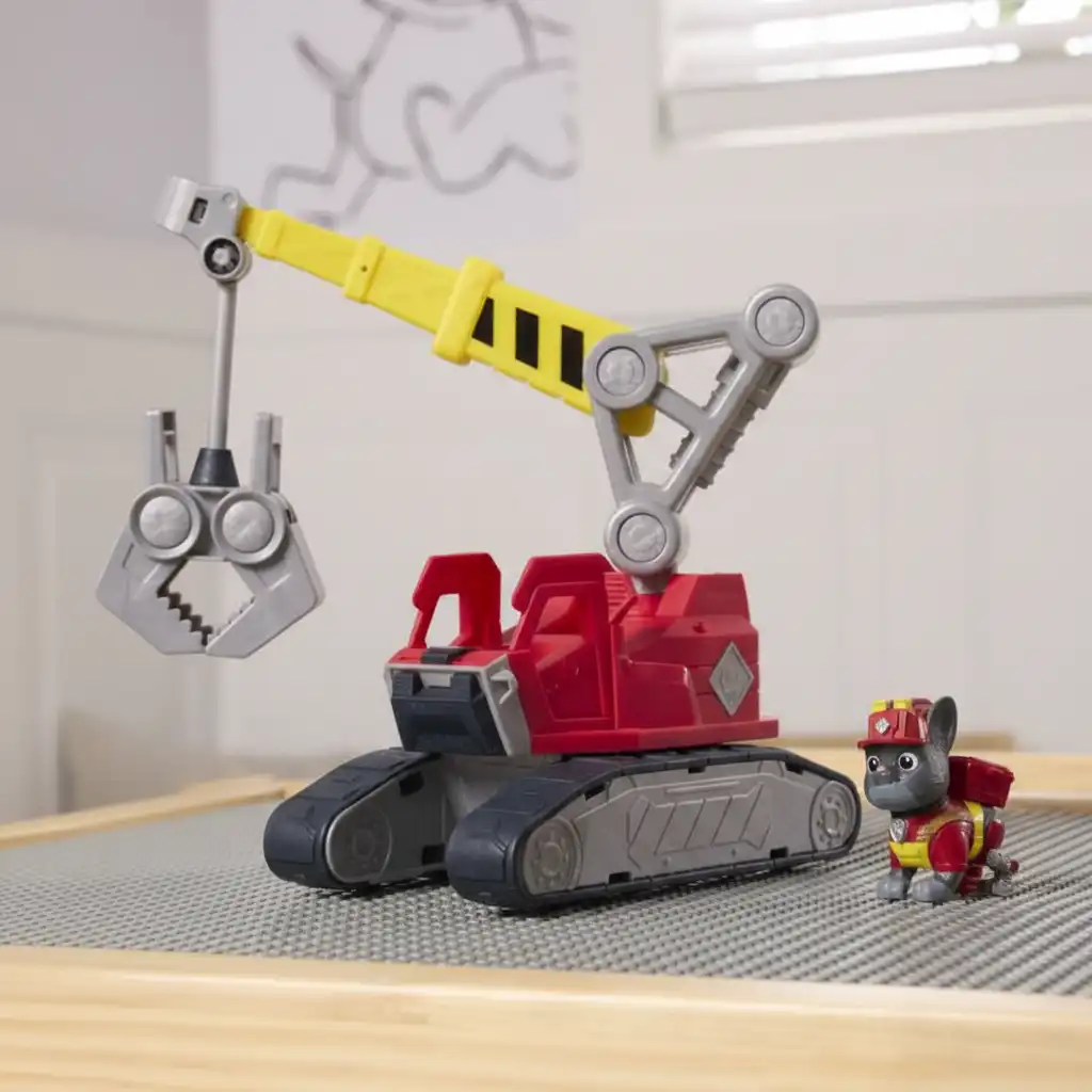 Unterstütze die kindliche Fantasie beim Erstellen eigener Baustellengeschichten.