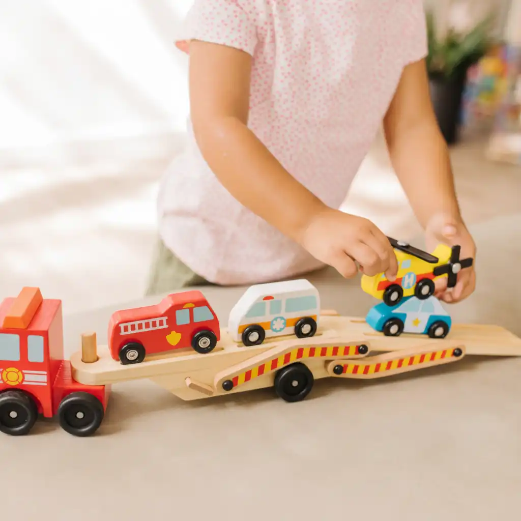 Komplettes Set aus fünf Fahrzeugen in einer Packung